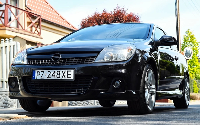 Opel Astra cena 16900 przebieg: 212000, rok produkcji 2010 z Dębno małe 631